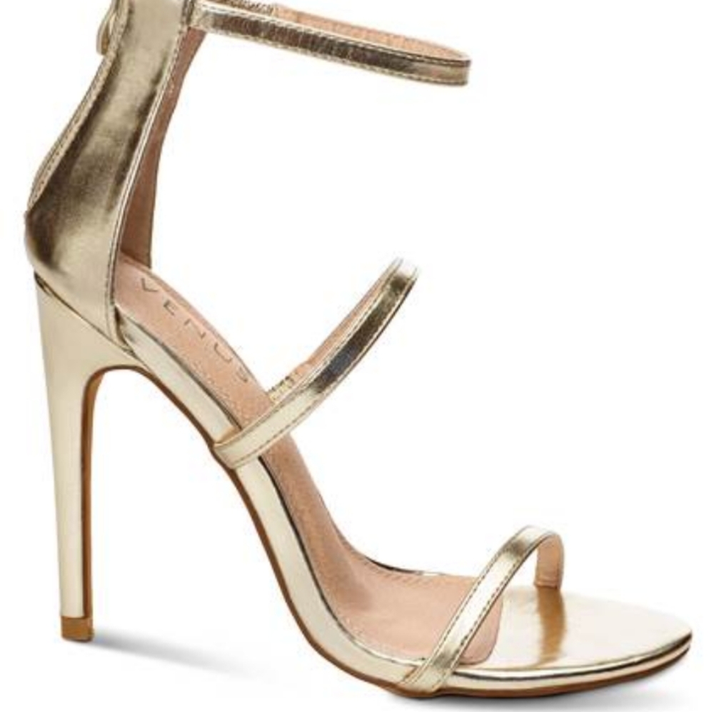 Women's sleek shoes